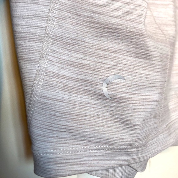 Zyia Haze Yoga Shawl Silver Spacedye - Picture 9 of 11